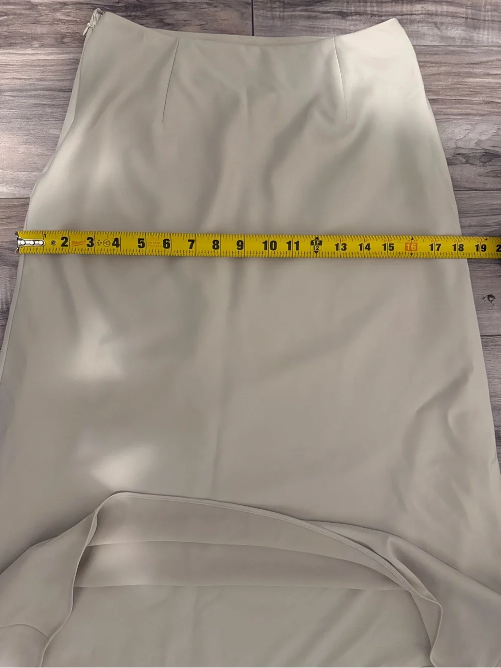 Uniqlo Cream A-Line Midi Skirt